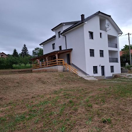 Apartamento Plitvice House Lina Rakovica Exterior foto