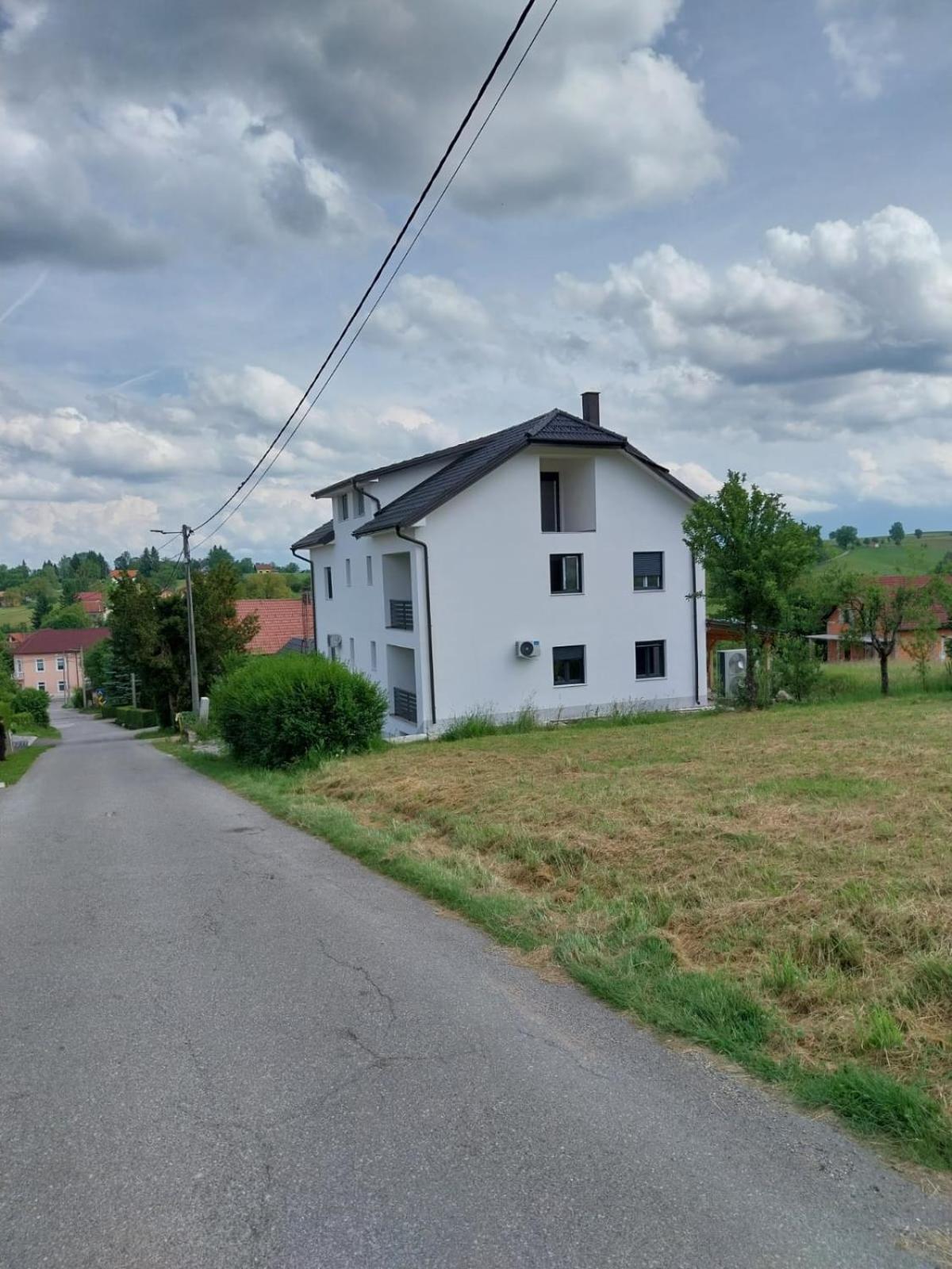 Apartamento Plitvice House Lina Rakovica Exterior foto